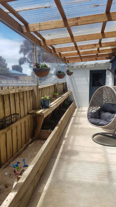 Island Escape - Accommodation Gladstone 10