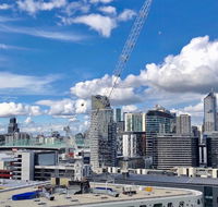 Pride Docklands Waterfront Apartment City View - Accommodation Gladstone