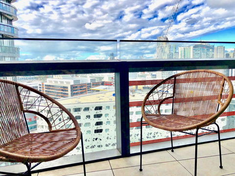 Pride Docklands Waterfront Apartment City View - Accommodation Gladstone 31