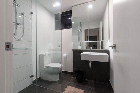 Doncaster Private Collection 2 Bed Townhouse@Pearl - Accommodation Gladstone 7