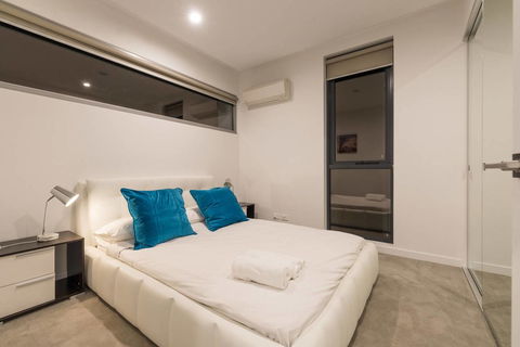 Doncaster Private Collection 2 Bed Townhouse@Pearl - Accommodation Gladstone 8