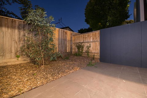 Doncaster Private Collection 2 Bed Townhouse@Pearl - Accommodation Gladstone 11