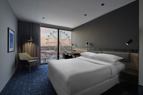 Vibe Hotel Melbourne Docklands - Accommodation Gladstone 6