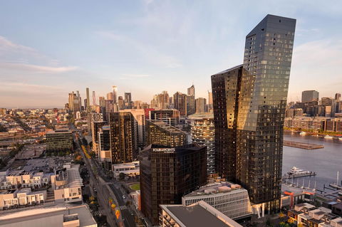 Vibe Hotel Melbourne Docklands - Accommodation Gladstone 0