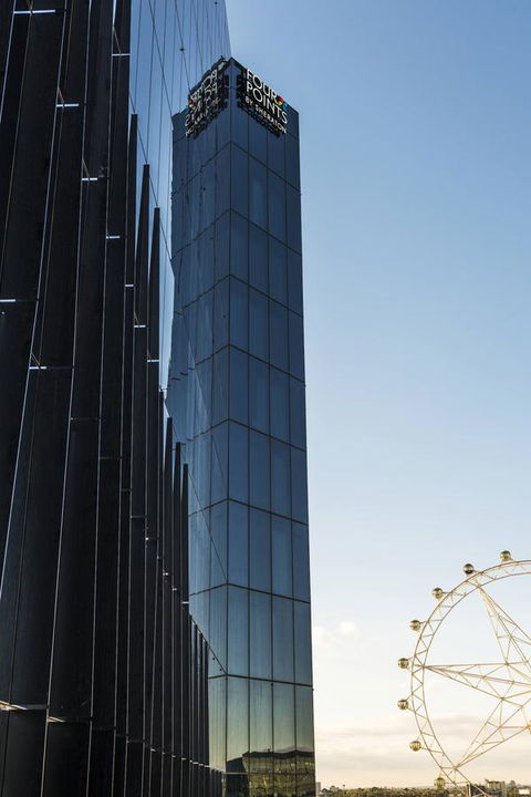 Vibe Hotel Melbourne Docklands - Accommodation Gladstone 1