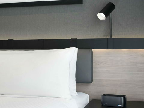Vibe Hotel Melbourne Docklands - Accommodation Gladstone 13