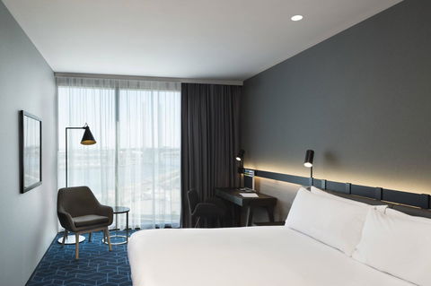 Vibe Hotel Melbourne Docklands - Accommodation Gladstone 41