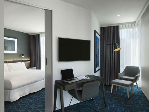Vibe Hotel Melbourne Docklands - Accommodation Gladstone 12