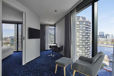 Vibe Hotel Melbourne Docklands - Accommodation Gladstone 3
