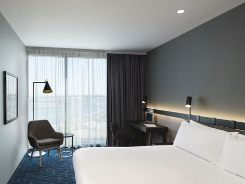 Vibe Hotel Melbourne Docklands - Accommodation Gladstone 25