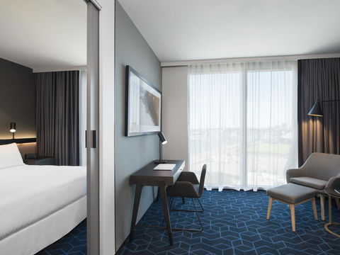 Vibe Hotel Melbourne Docklands - Accommodation Gladstone 24