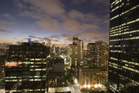 Oaks Melbourne On Lonsdale Suites - Accommodation Gladstone 13