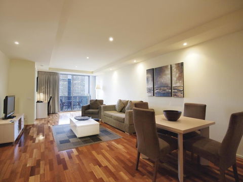 Oaks Melbourne On Lonsdale Suites - Accommodation Gladstone 9