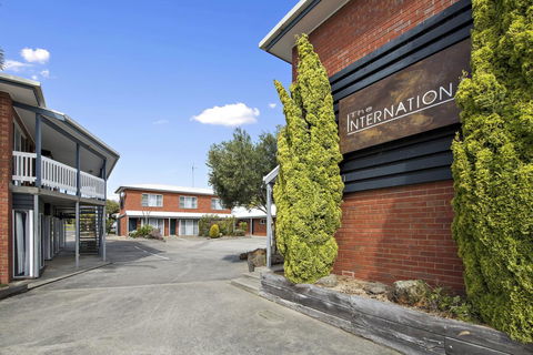 The International Motel Apollo Bay - Accommodation Gladstone 3