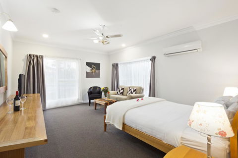 The International Motel Apollo Bay - Accommodation Gladstone 19