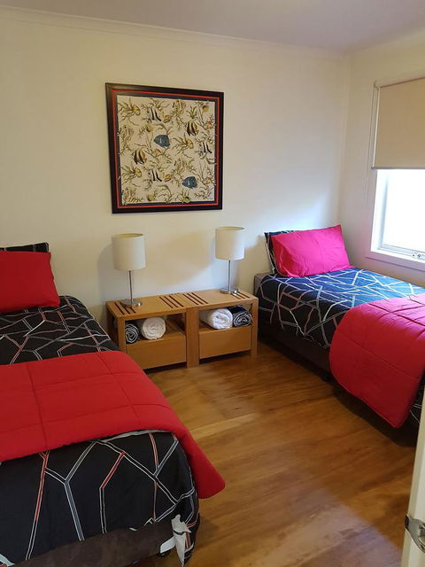 Rural 5 Star Villa\'s With Resort Amenities - Accommodation Gladstone 33