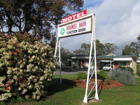 The Highlander Motel - 24HR Check In - Accommodation Gladstone 4
