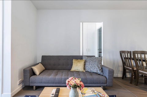 Rose Lane Serviced Apartment - Accommodation Gladstone 6