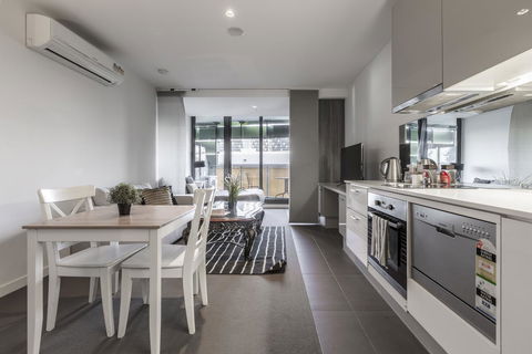 Rose Lane Serviced Apartment - Accommodation Gladstone 14