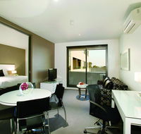 Punthill Oakleigh - Accommodation Gladstone