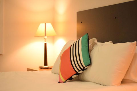 CROWN CENTRAL BUSINESS DISTRICT MOTEL - NO UNDER 18s - Accommodation Gladstone 34