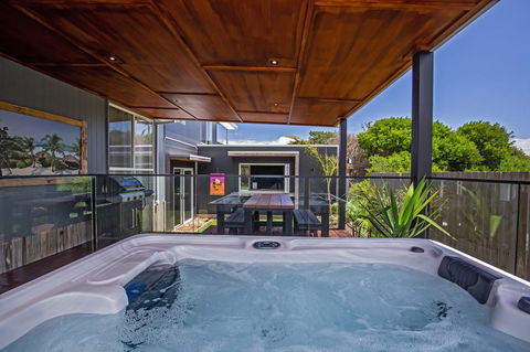 Island Getaway Cape Woolamai - Accommodation Gladstone 0