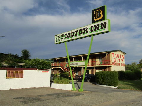Twin City Motor Inn - Accommodation Gladstone 1