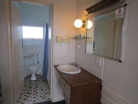Twin City Motor Inn - Accommodation Gladstone 13