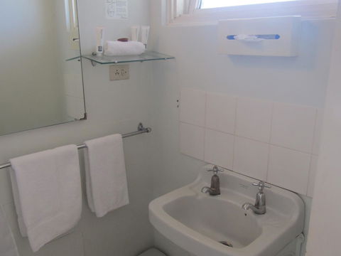 Twin City Motor Inn - Accommodation Gladstone 28