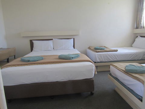 Twin City Motor Inn - Accommodation Gladstone 4