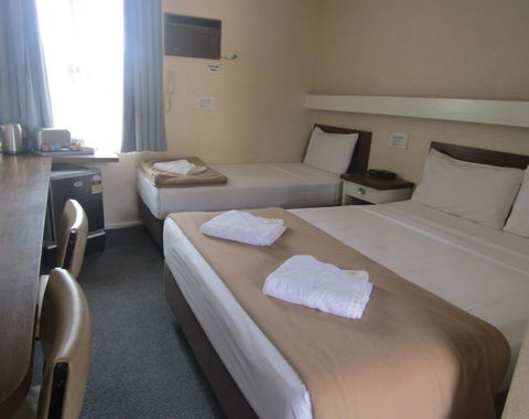 Twin City Motor Inn - Accommodation Gladstone 3