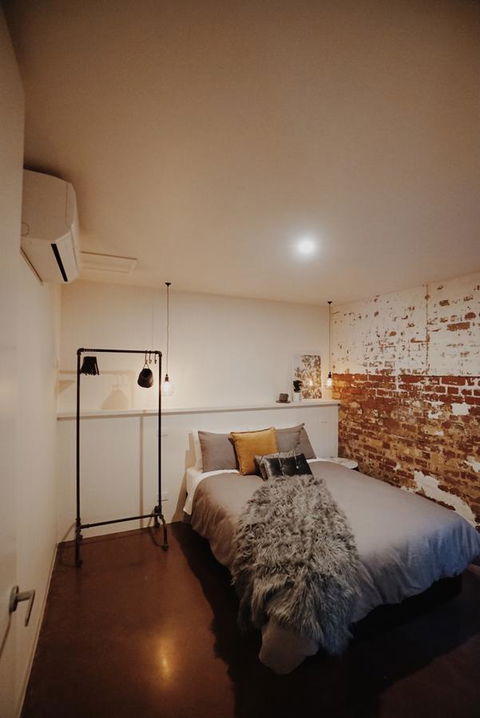 THE WAREHOUSE APARTMENTS - Accommodation Gladstone 6