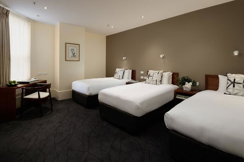 The Victoria Hotel - Accommodation Gladstone 17