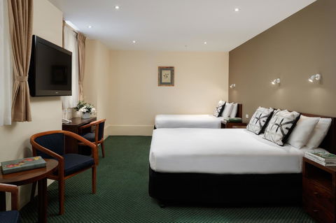 The Victoria Hotel - Accommodation Gladstone 32