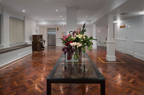 The Victoria Hotel - Accommodation Gladstone 12