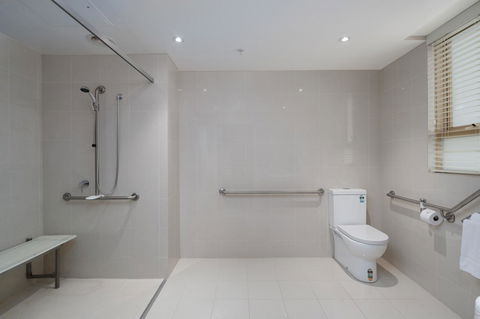 The Victoria Hotel - Accommodation Gladstone 37
