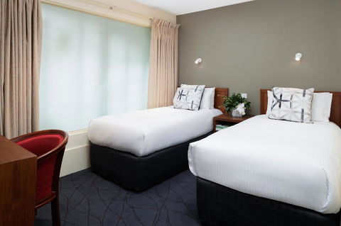 The Victoria Hotel - Accommodation Gladstone 35