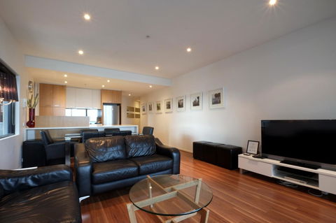ACD Apartments - Accommodation Gladstone 38