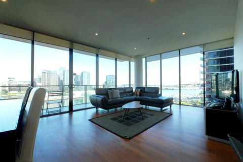 ACD Apartments - Accommodation Gladstone 10