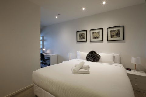 ACD Apartments - Accommodation Gladstone 35