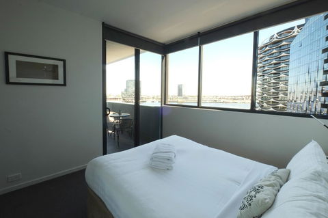 ACD Apartments - Accommodation Gladstone 18