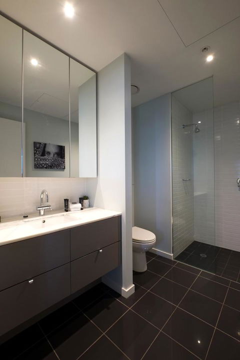 ACD Apartments - Accommodation Gladstone 16