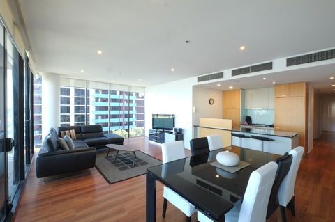 ACD Apartments - Accommodation Gladstone 11