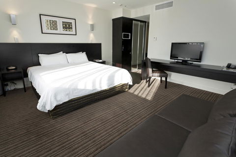 Causeway 353 Hotel - Accommodation Gladstone 8
