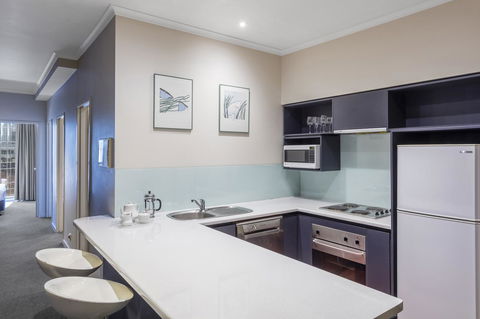 Riverside Apartments Melbourne (formerly Best Western Riverside Apartments) - Accommodation Gladstone 2