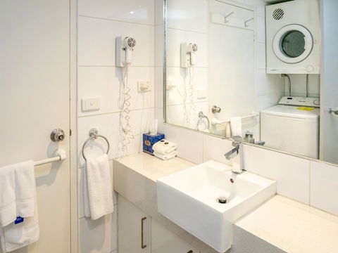 Riverside Apartments Melbourne (formerly Best Western Riverside Apartments) - Accommodation Gladstone 33