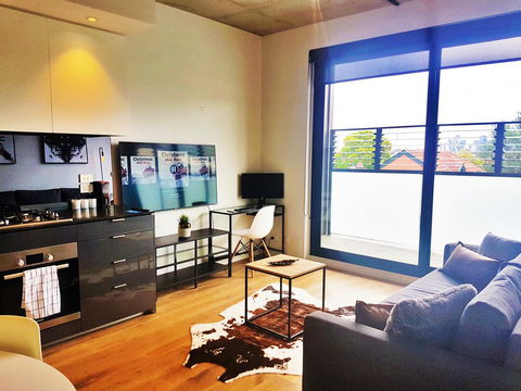 Apartments In Richmond Church St Near MCG - Accommodation Gladstone 11