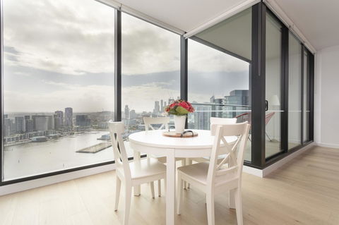 Melbourne Private Apartments - Collins Wharf Waterfront, Docklands - Accommodation Gladstone 26