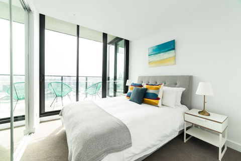 Melbourne Private Apartments - Collins Wharf Waterfront, Docklands - Accommodation Gladstone 13