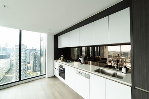 Melbourne Private Apartments - Collins Wharf Waterfront, Docklands - Accommodation Gladstone 41